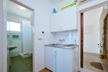 Appartamenti con parcheggio Lussinpiccolo - Mali Lošinj, Lussino - Lošinj - 24690