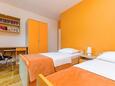 Slatine, Dormitorio 2 en alojamiento de tipo apartment, WiFi.