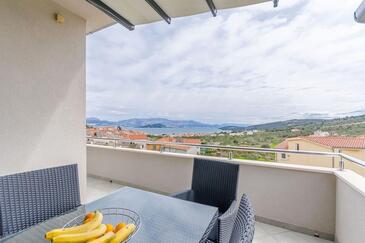 Apartmanok parkolóhellyel Slatine, Ciovo - 24692