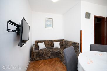 Apartmaji in sobe s parkingom Sukošan, Zadar - 24693