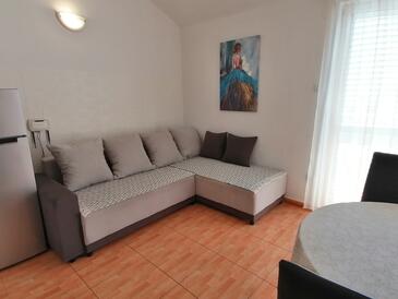 Igrane, Stue i overnattingstype apartment, WiFi.
