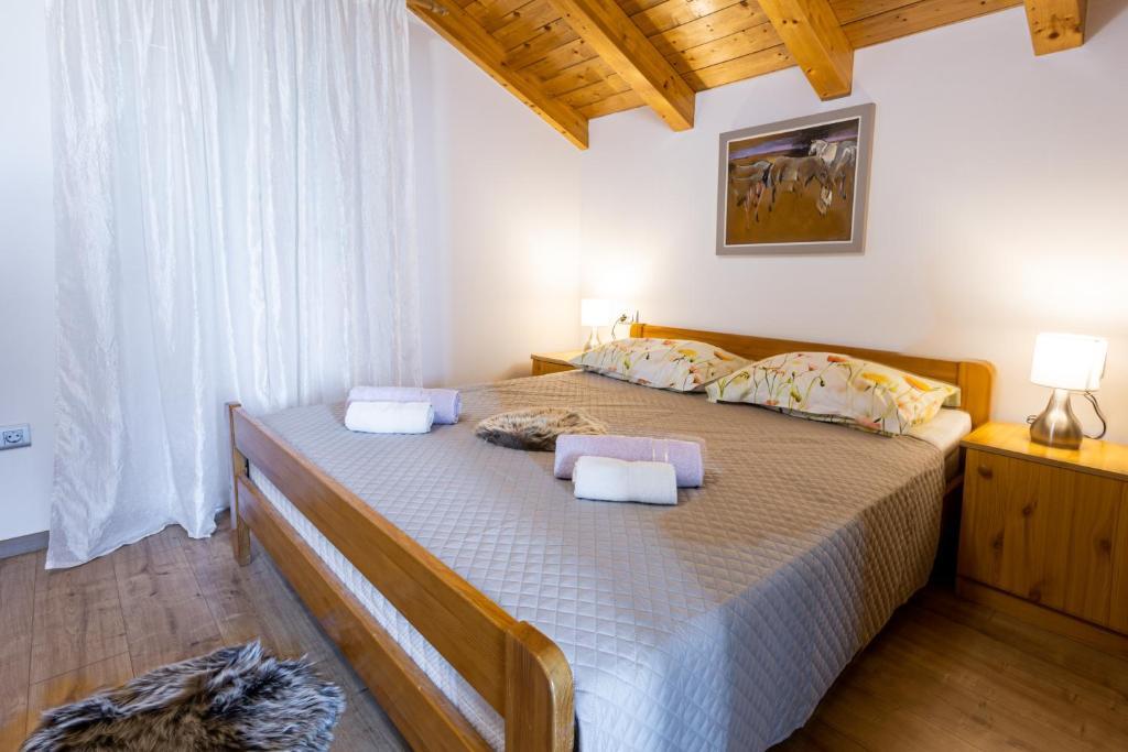 Haus mit Pool für Familien Kastel Novi, Kastela - 24698