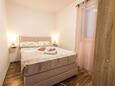 Kaštel Novi, Sypialnia 3 w zakwaterowaniu typu house, WiFi.