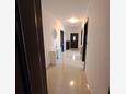Slatine, Коридор в размещении типа apartment, доступный кондиционер и WiFi.