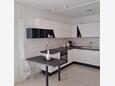 Slatine, Кухня в размещении типа apartment, WiFi.