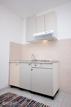 Appartamenti accanto al mare Lissa - Vis - 2470