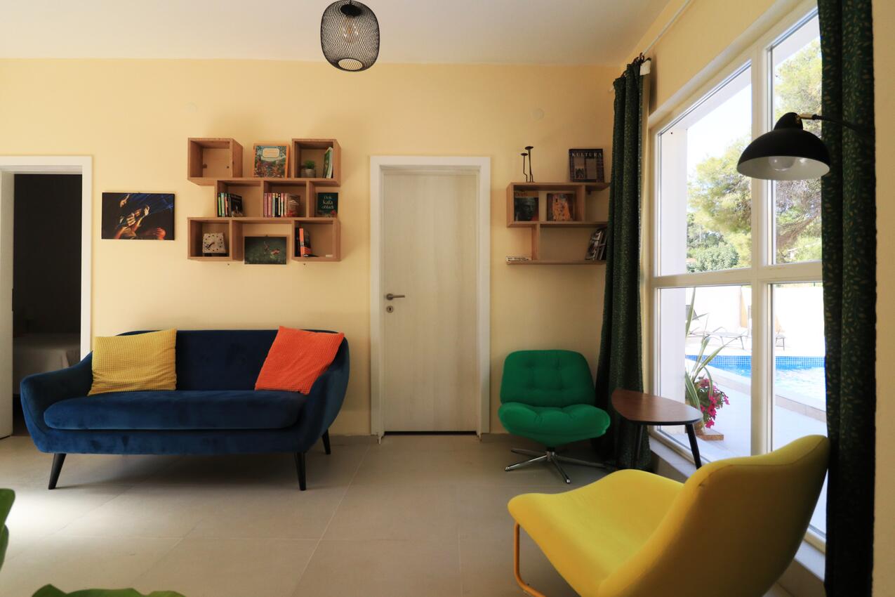 Haus mit Pool für Familien Rukavac, Vis - 24700