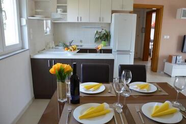 Appartementen met parkeerplaats Sveti Filip i Jakov, Biograd - 24707