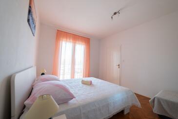 Ferienwohnungen mit Parkplatz Bibinje, Zadar - 24712