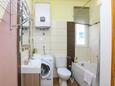 Šibenik, Salle de bain dans l’hébergement en type apartment, WiFi.