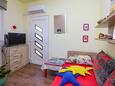 Šibenik, Salon dans l’hébergement en type apartment, climatisation disponible et WiFi.