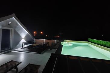 Apartments with swimming pools Bačići, Krka - 24721 Adriatic.hr