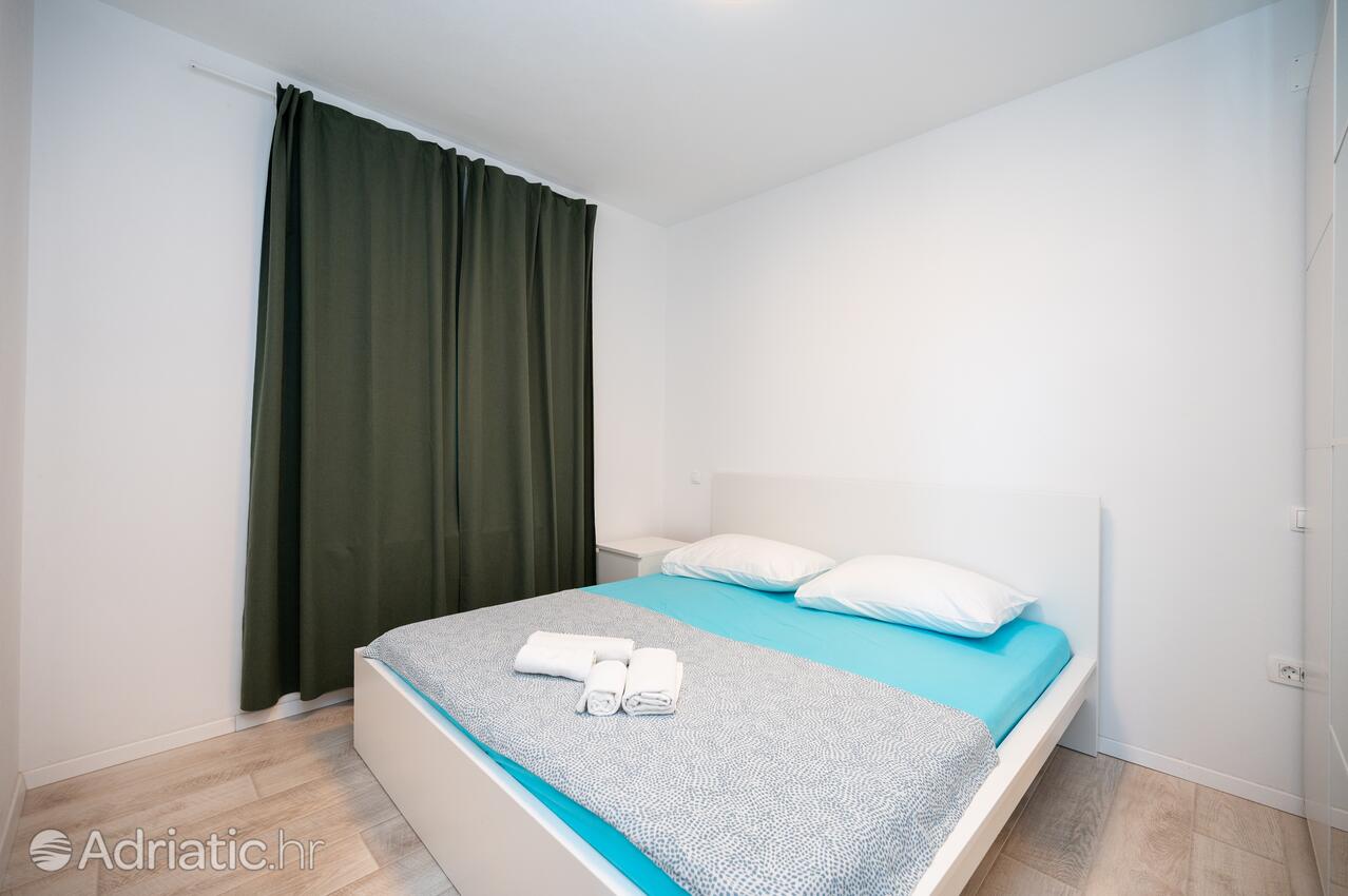 Apartments with parking space Biograd na Moru, Biograd - 24723