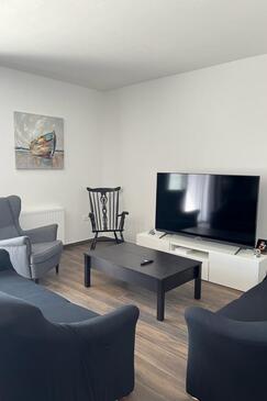 Biograd na Moru, Sala de estar en alojamiento de tipo apartment, aire acondicionado disponible y WiFi.