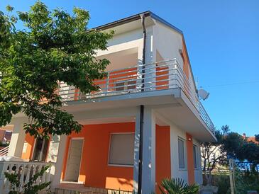 Apartments With Parking Space Zadar - 24724 - Zadar