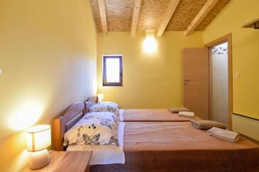 Ház családok részére medencével Maovice, Zagora - 24726