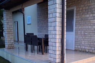 Treroms hus Kastel, Sredisnja Istra (K-24734(