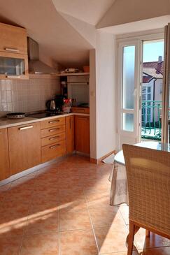 Apartmaji s parkingom Vodice - 24737