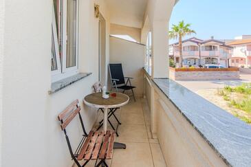 Lägenheter med parkering Vir - 24740