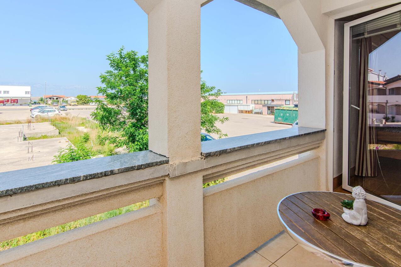 Lägenheter med parkering Vir - 24740