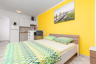 Ferienwohnungen mit Internet Stinjan, Pula - 24743