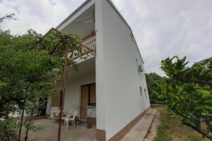 Leiligheter med parkering Kastel Novi, Kastela - 24745