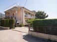 Kaštel Stari, Kaštela, Объект 24752 - Апартаменты с галечным пляжем.