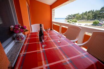 Apartmani uz more Vir - 24755