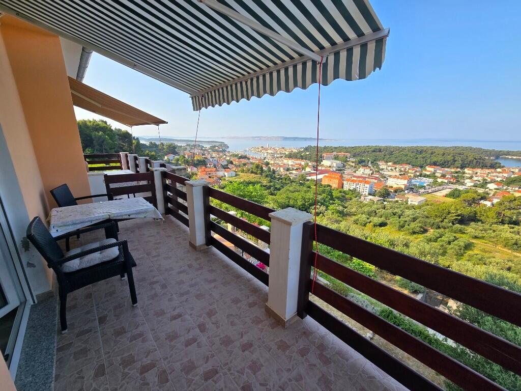 Ferienwohnungen mit Parkplatz Palit, Rab - 24756