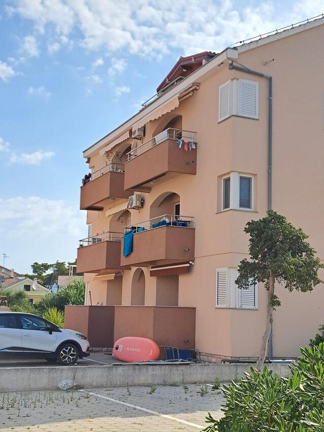 Appartamenti accanto al mare Brevilacqua - Privlaka, Zara - Zadar - 24757