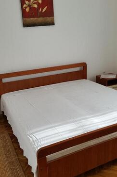 Apartamenty z parkingiem Pag - 24758