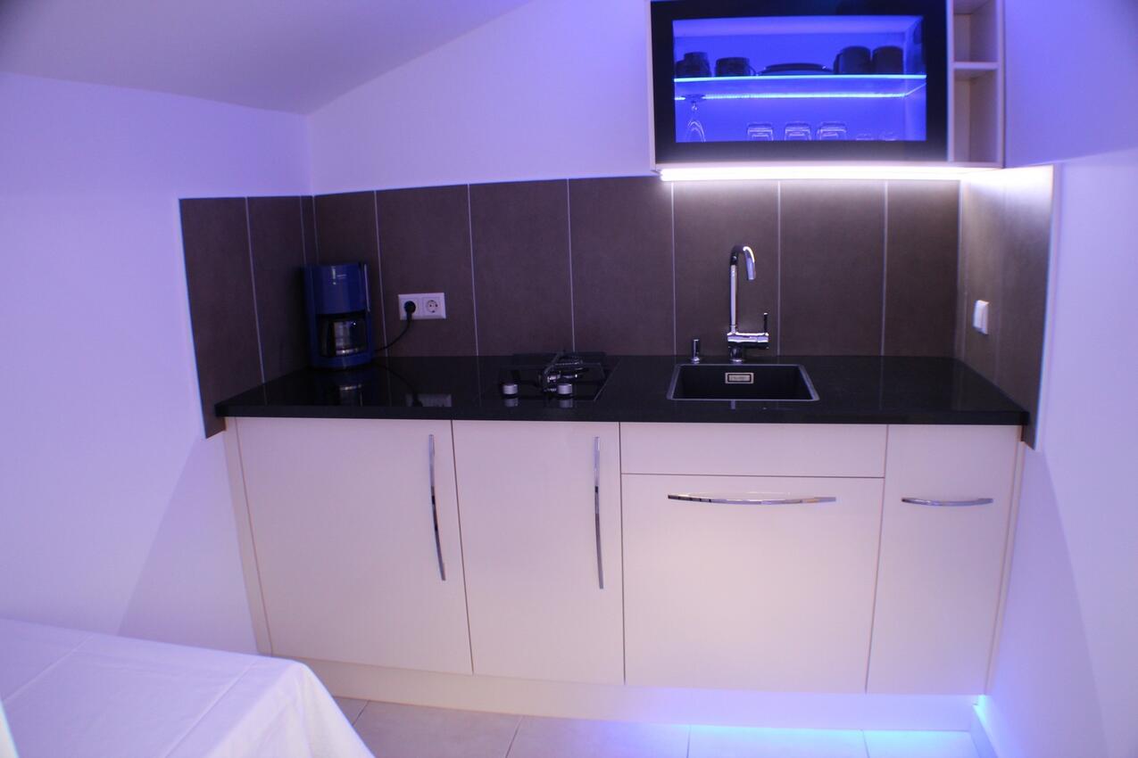 Apartmány s parkovištěm Pirovac, Šibenik - 24766