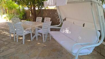 Apartament cu trei camere Pirovac, Sibenik (A-24766-a)