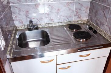 Pakoštane, Keuken in accommodatietype studio-apartment, huisdieren toegestaan en WiFi.