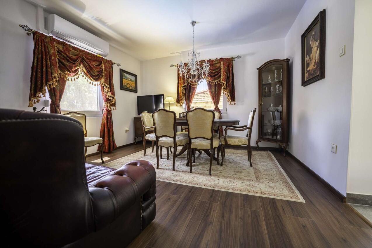 Ferienhaus mit Pool Pridraga - Cuskijas, Novigrad - 24776