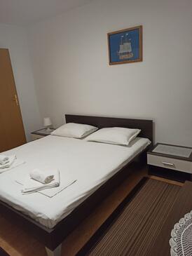 Apartments with WiFi Biograd na Moru, Biograd - 24778