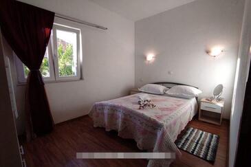 Apartmány s parkovištěm Krapanj, Šibenik - 24787