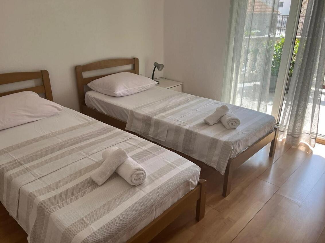 Leiligheter ved sjøen Bibinje, Zadar - 24788