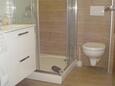Turanj, Badkamer in accommodatietype apartment, WiFi.