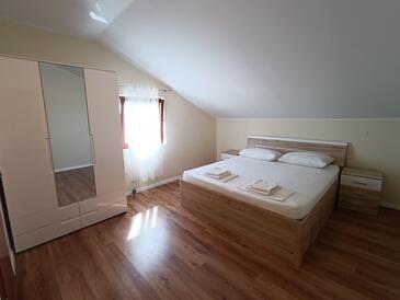 Apartmány s parkovištěm Lun, Pag - 24796