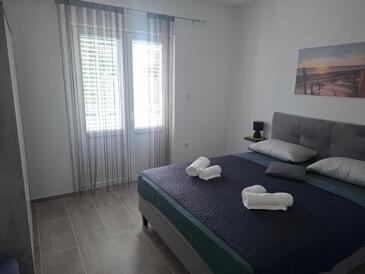 Apartmani s parkingom Palit, Rab - 24800
