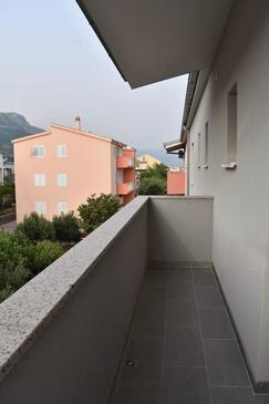 Apartmanok parkolóhellyel Kastel Stari, Kastela - 24803