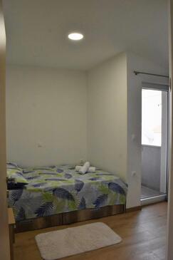 Apartmanok parkolóhellyel Kastel Stari, Kastela - 24803