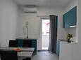 Kaštel Stari, Столовая в размещении типа apartment, доступный кондиционер и WiFi.