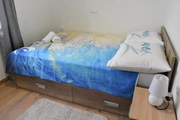 Apartmanok parkolóhellyel Kastel Stari, Kastela - 24803