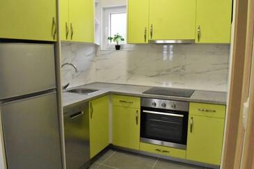 Apartmány s parkovištěm Kaštel Stari, Kaštela - 24803
