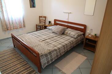 Lejlighedens parkeringsplads Seline, Paklenica - 24806