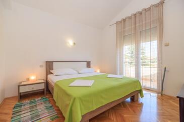 Apartmány s parkoviskom Krk - 24809