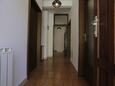 Punat, Coridor în unitate de cazare tip apartment, WiFi.