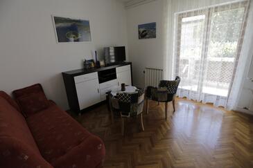 Punat, Camera de zi în unitate de cazare tip apartment, WiFi.